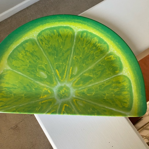 NWOT | Hobby Lobby | BUNDLE OF TWO | Lime | Plastic Party Plates | Kitchen - Picture 3 of 10